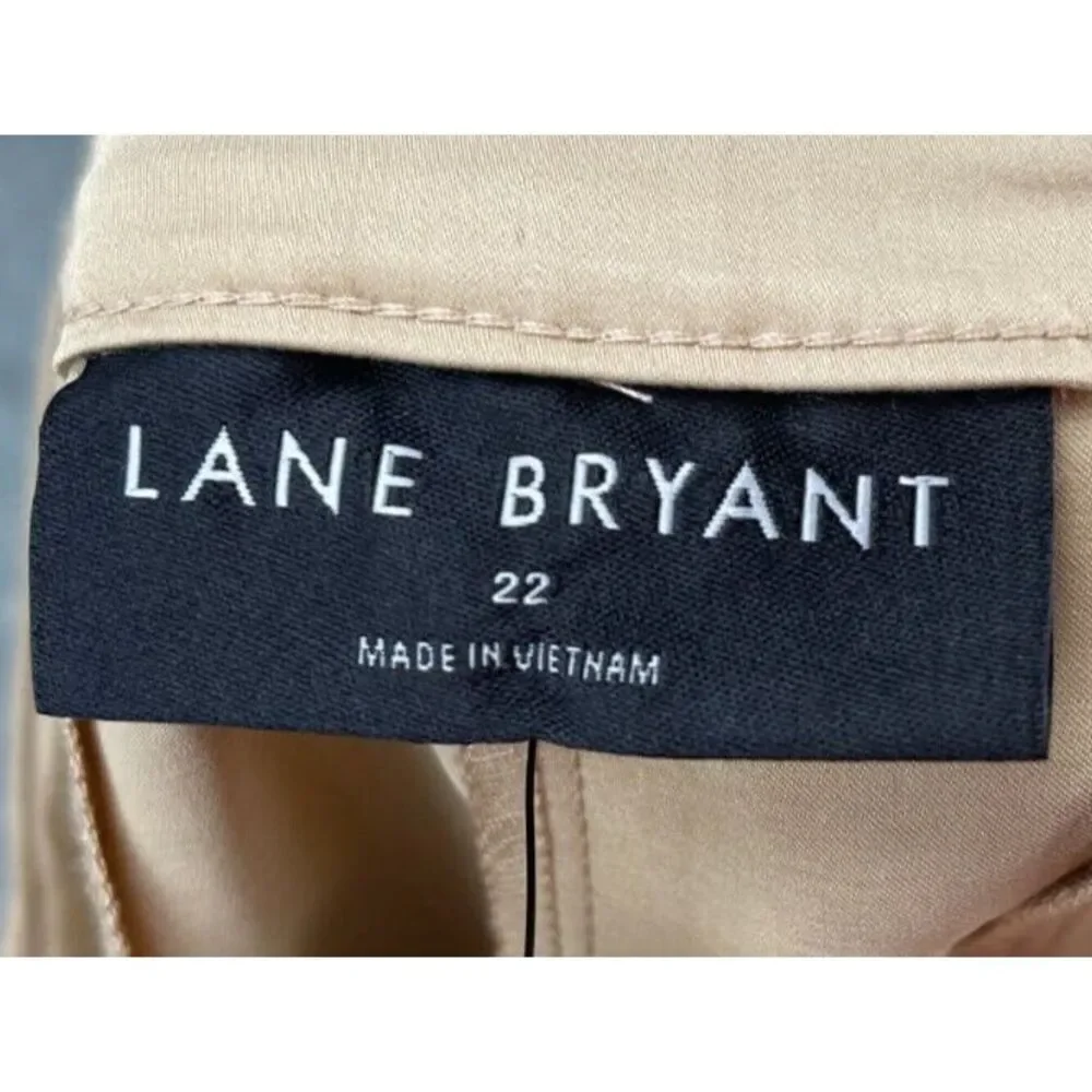 NWT Lane Bryant Women's Chino Collection Mid-rise Shorts Size‎ 22 Beige